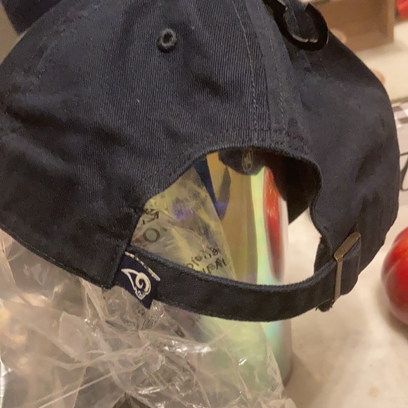 Los Angeles Rams cap - Picture 2 of 3